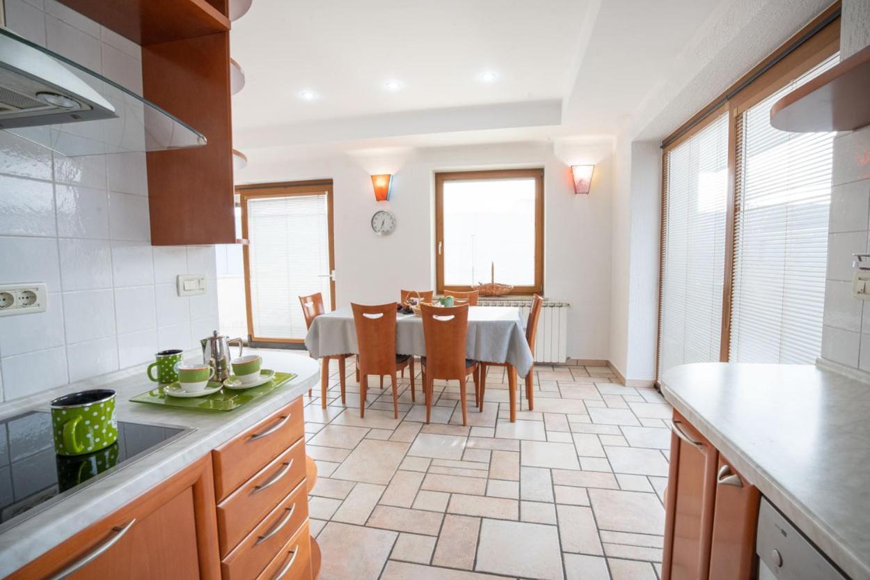 Apartment Ajdi Ajdovščina Dış mekan fotoğraf