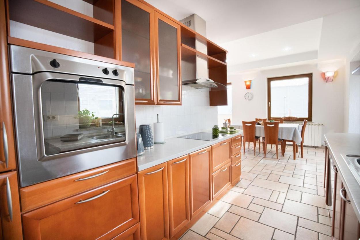 Apartment Ajdi Ajdovščina Dış mekan fotoğraf